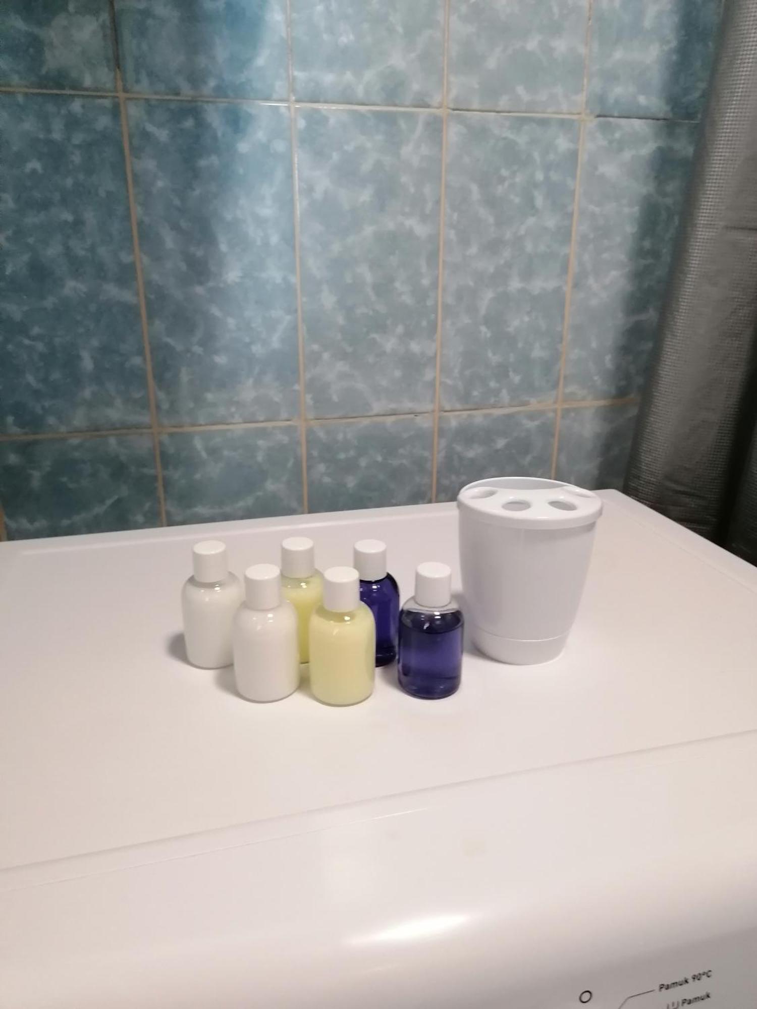 Cozy 1-Bdrm Apt In Dubec, Ideal For Work Or Study Sesvete Esterno foto